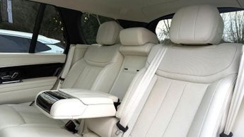 LAND ROVER RANGE ROVER 3.0 D300 MHEV SE Auto 4WD Euro 6 (s/s) 5dr