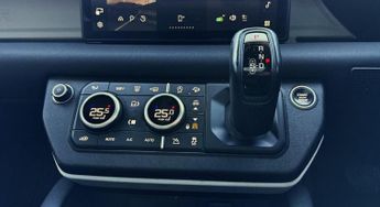 LAND ROVER DEFENDER 110 2.0 SD4 First Edition Auto 4WD Euro 6 (s/s) 5dr