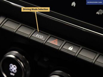 RENAULT ZOE R110 EV50 52kWh Iconic Hatchback 5dr Electric Auto (Rapid Charge