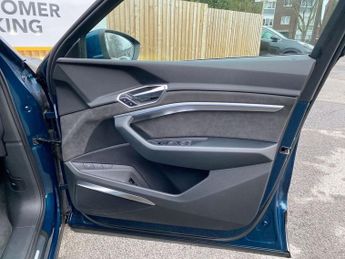 AUDI E-TRON 50 Sport SUV 5dr Electric Auto quattro 71.2kWh (313 ps)