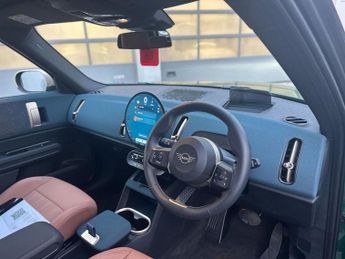 MINI COUNTRYMAN 1.5C MHEV Exclusive SUV 5dr Petrol Hybrid Auto Euro 6 (s/s) (170