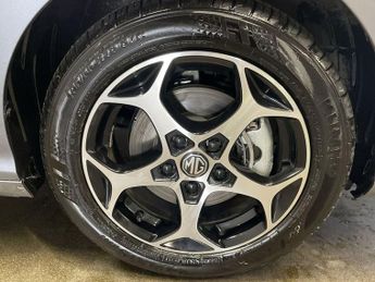 MG MG3 1.5 Hybrid+ Trophy Hatchback 5dr Petrol Hybrid Auto Euro 6 (s/s)