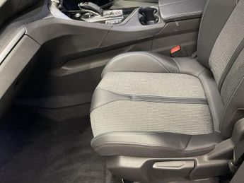 PEUGEOT 3008 1.2 PureTech Allure Premium SUV 5dr Petrol EAT Euro 6 (s/s) (130