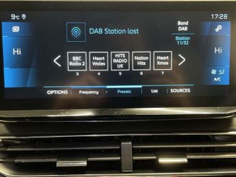 PEUGEOT 3008 1.2 PureTech Allure Premium SUV 5dr Petrol EAT Euro 6 (s/s) (130