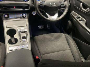 HYUNDAI KONA 64kWh Premium SUV 5dr Electric Auto (10.5kW Charger) (204 ps)