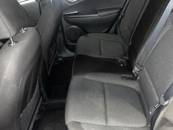 HYUNDAI KONA 64kWh Premium SUV 5dr Electric Auto (10.5kW Charger) (204 ps)