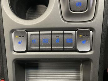HYUNDAI KONA 64kWh Premium SUV 5dr Electric Auto (10.5kW Charger) (204 ps)