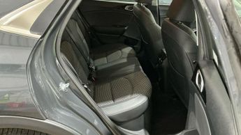 KIA XCEED 1.6 GDi 8.9kWh 3 SUV 5dr Petrol Plug-in Hybrid DCT Euro 6 (s/s) 