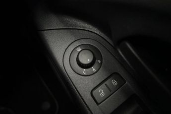 VOLKSWAGEN e-up! 36.8kWh e-up! Hatchback 5dr Electric Auto (82 ps)