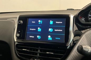 PEUGEOT 208 1.2 PureTech Tech Edition Hatchback 5dr Petrol Manual Euro 6 (s/