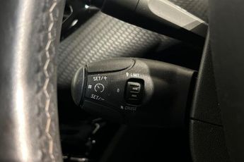 PEUGEOT 208 1.2 PureTech Tech Edition Hatchback 5dr Petrol Manual Euro 6 (s/