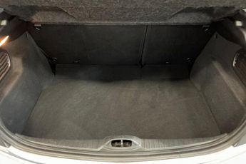 PEUGEOT 208 1.2 PureTech Tech Edition Hatchback 5dr Petrol Manual Euro 6 (s/