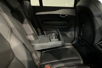 VOLVO XC90 2.0 B5 MHEV Core SUV 5dr Petrol Hybrid Auto 4WD Euro 6 (s/s) (25