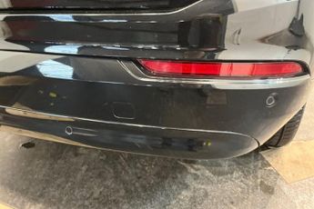 VOLVO XC90 2.0 B5 MHEV Core SUV 5dr Petrol Hybrid Auto 4WD Euro 6 (s/s) (25