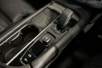 VOLVO XC90 2.0 B5 MHEV Core SUV 5dr Petrol Hybrid Auto 4WD Euro 6 (s/s) (25