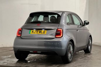 FIAT 500E 42kWh RED Hatchback 3dr Electric Auto (118 ps) Touchscreen With 