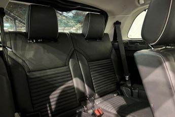 LAND ROVER DISCOVERY 3.0 SD V6 HSE SUV 5dr Diesel Auto 4WD Euro 6 (s/s) (306 ps) &pou