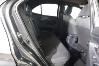 TOYOTA YARIS CROSS 1.5 VVT-h Design E-CVT Euro 6 (s/s) 5dr