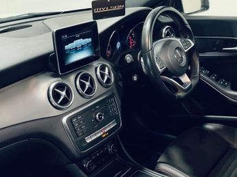 MERCEDES-BENZ CLA 2.1 CLA220d AMG Line Shooting Brake 5dr Diesel 7G-DCT Euro 6 (s/