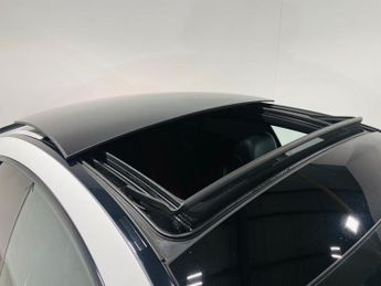 MERCEDES-BENZ E-CLASS 2.0 E220d AMG Line (Premium) Coupe 2dr Diesel G-Tronic+ Euro 6 (