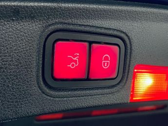 MERCEDES-BENZ C-CLASS 2.1 C250d AMG Line (Premium Plus) Coupe 2dr Diesel G-Tronic+ 4MA