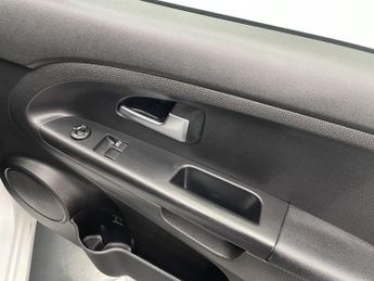 KIA VENGA 1.6 2 MPV 5dr Petrol Auto Euro 5 (123 bhp)