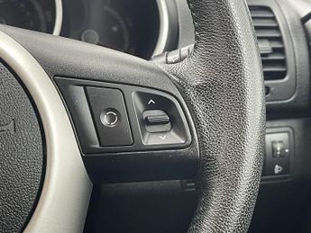 KIA VENGA 1.6 2 MPV 5dr Petrol Auto Euro 5 (123 bhp)