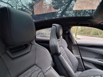 AUDI E-TRON GT 93.4kWh Vorsprung Saloon 4dr Electric Auto quattro (476 ps)