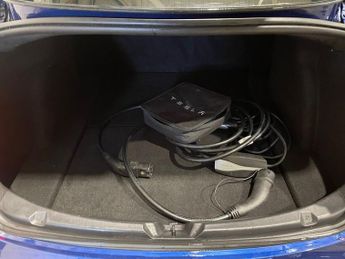 TESLA Model 3 Standard Range Plus Saloon 4dr Electric Auto RWD (241 bhp)