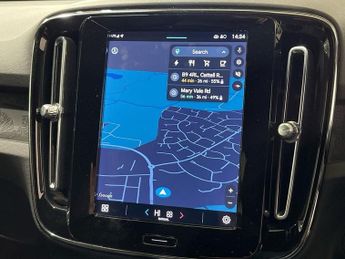 VOLVO XC40 Recharge 69kWh Core SUV 5dr Electric Auto (231 ps)