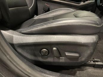 KIA NIRO 64kWh 3 SUV 5dr Electric Auto (201 bhp)