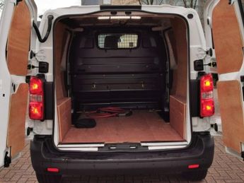 TOYOTA PROACE 75kWh Icon Medium Panel Van 6dr Electric Auto MWB (7kW OBC) (136