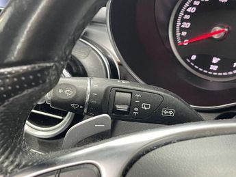 MERCEDES-BENZ GLC 2.1 GLC250d AMG Line (Premium) SUV 5dr Diesel G-Tronic 4MATIC Eu