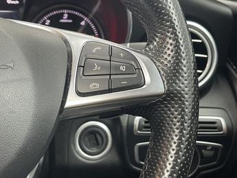 MERCEDES-BENZ GLC 2.1 GLC250d AMG Line (Premium) SUV 5dr Diesel G-Tronic 4MATIC Eu