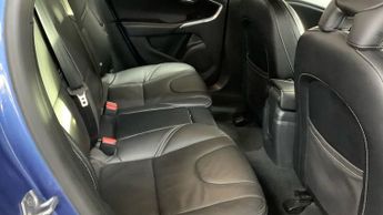 VOLVO V40 1.5 T2 R-Design Pro Hatchback 5dr Petrol Auto Euro 6 (s/s) (122 