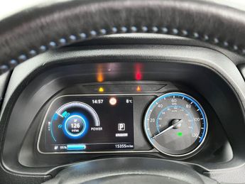 NISSAN LEAF 40kWh N-Connecta Hatchback 5dr Electric Auto (150 ps)