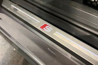 AUDI Q4 E-TRON 35 S line SUV 5dr Electric Auto 55kWh (170 ps) Rear Parking Sens