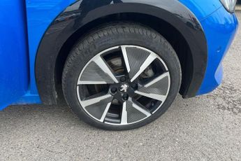 PEUGEOT E-208 50kWh GT Hatchback 5dr Electric Auto (136 ps) Reverse Camera, An
