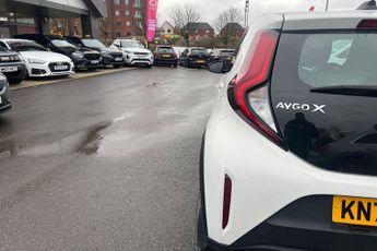 TOYOTA AYGO X 1.0 VVT-i Pure Hatchback 5dr Petrol x-shift Euro 6 (s/s) (72 ps)
