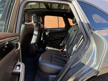 PORSCHE MACAN 2.0T SUV 5dr Petrol PDK 4WD Euro 6 (s/s) (237 ps)