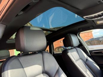 PORSCHE MACAN 2.0T SUV 5dr Petrol PDK 4WD Euro 6 (s/s) (237 ps)