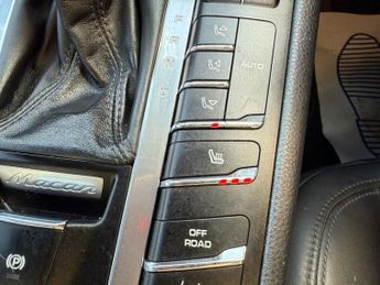 PORSCHE MACAN 2.0T SUV 5dr Petrol PDK 4WD Euro 6 (s/s) (237 ps)