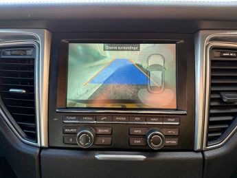 PORSCHE MACAN 2.0T SUV 5dr Petrol PDK 4WD Euro 6 (s/s) (237 ps)