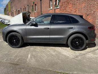 PORSCHE MACAN 2.0T SUV 5dr Petrol PDK 4WD Euro 6 (s/s) (237 ps)