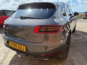 PORSCHE MACAN 2.0T SUV 5dr Petrol PDK 4WD Euro 6 (s/s) (237 ps)