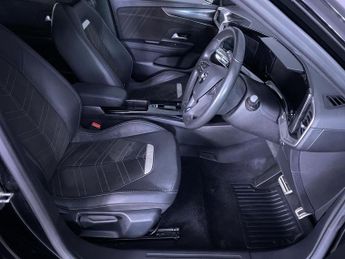 VAUXHALL MOKKA ELECTRIC 50kWh Ultimate SUV 5dr Electric Auto (136 ps)