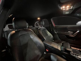 MERCEDES-BENZ A-CLASS 1.3 A180 Sport Hatchback 5dr Petrol 7G-DCT Euro 6 (s/s) (136 ps)