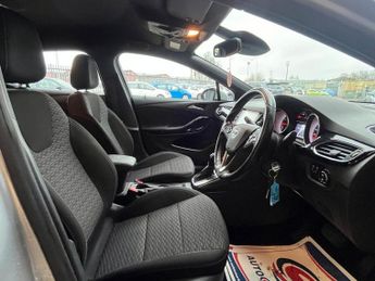 VAUXHALL ASTRA 1.4i Turbo SRi Nav Hatchback 5dr Petrol Auto Euro 6 (s/s) (150 p