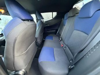 TOYOTA C-HR 1.2 VVT-i Dynamic SUV 5dr Petrol CVT Euro 6 (s/s) (115 ps)