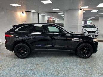 JAGUAR F-PACE 2.0 D180 Prestige SUV 5dr Diesel Auto Euro 6 (s/s) (180 ps)